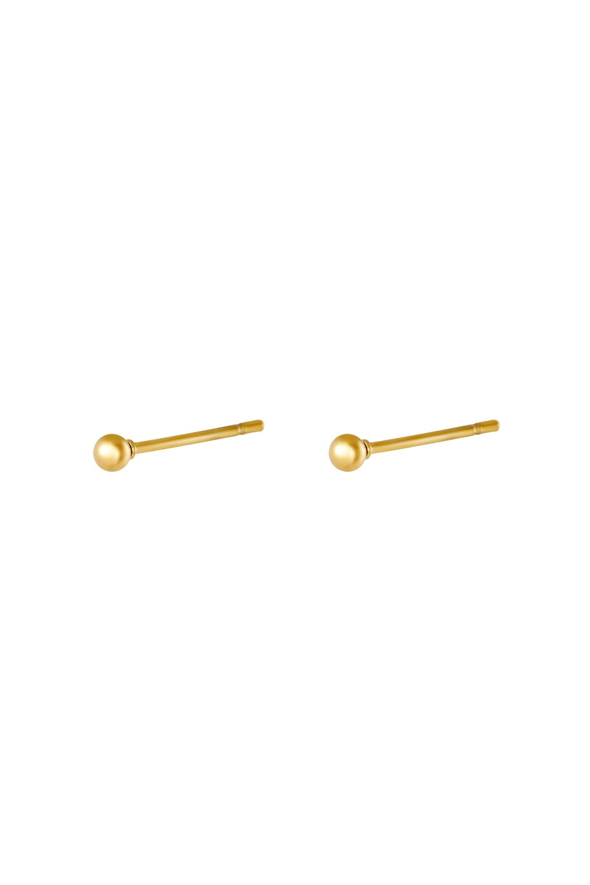Gold studs